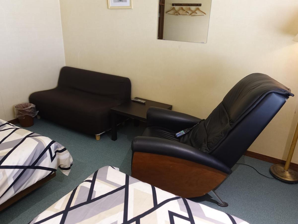 Oimatsuen Apartment Saku Bagian luar foto