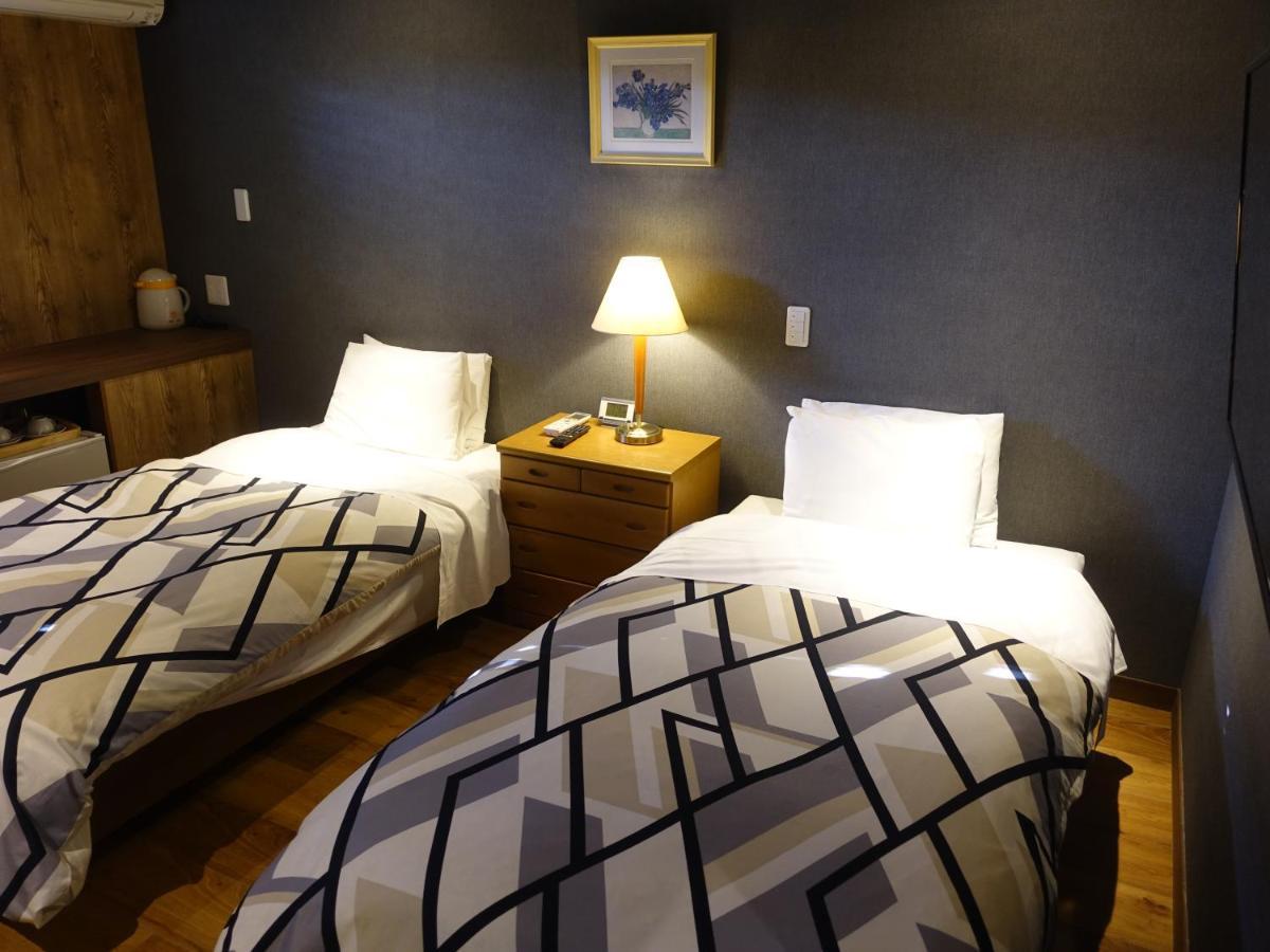 Oimatsuen Apartment Saku Bagian luar foto
