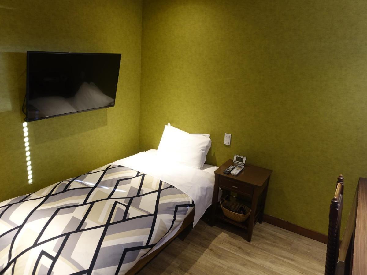Oimatsuen Apartment Saku Bagian luar foto